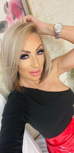 Model - Diana Smith toys