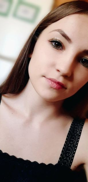 Model - FantasyKiss legs