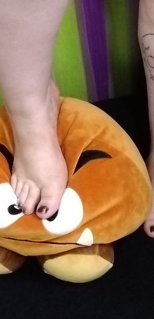 Model - Kyra Hellfire roleplay