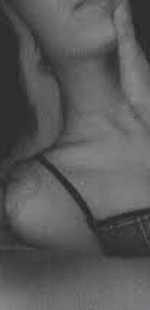 Model - Amy Banma sexy