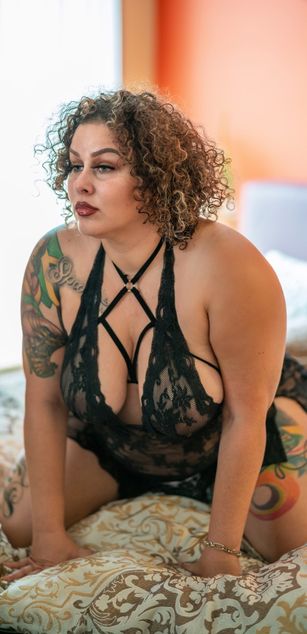 Model - Sabrina milf