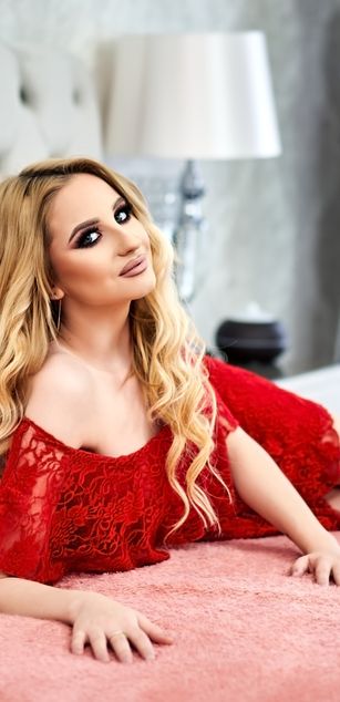 Model - IlizaWayne roleplay