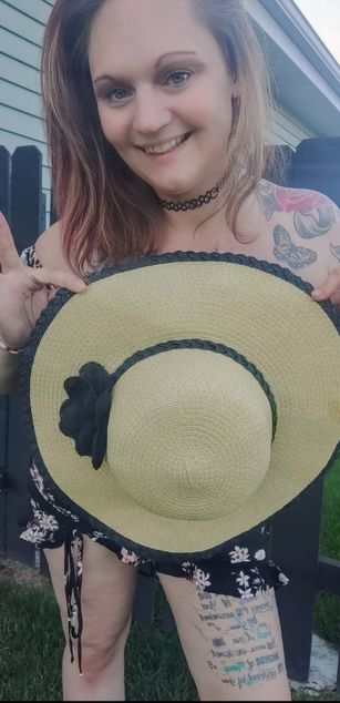 Model - Shannon Smokes deepthroat