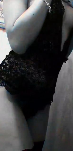 Model - Dafne Love boobs