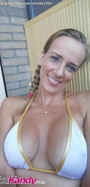Model - wendy1981 2