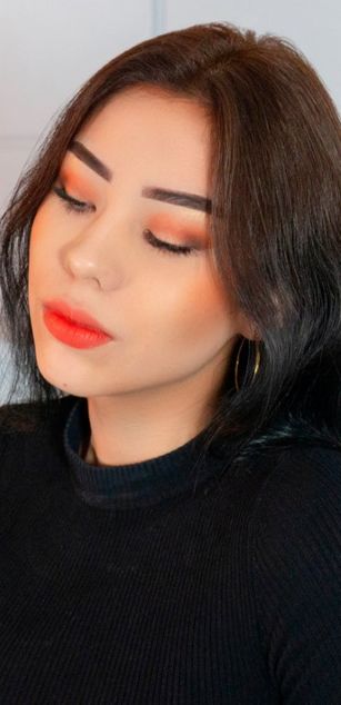 Model - Alyce Ross blowjob