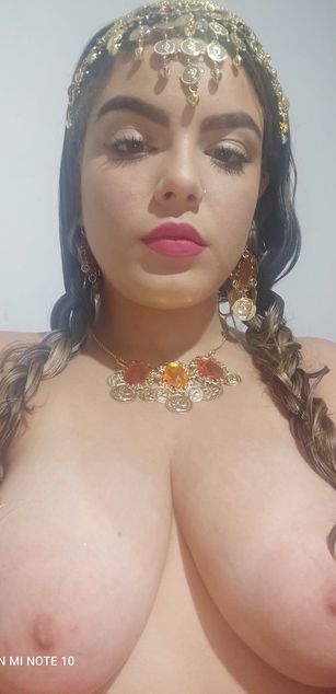 Model - CherryBoomb Blonde