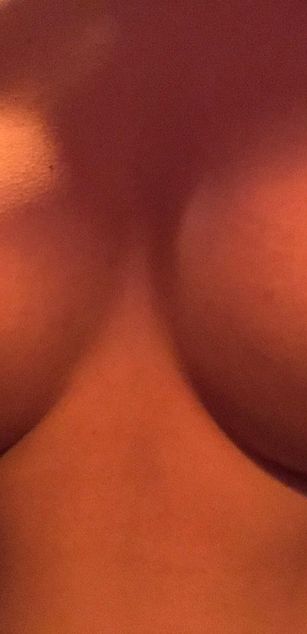 Model - Lillystarrxxx toys