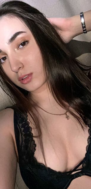 Model - Eva_Livingston roleplay