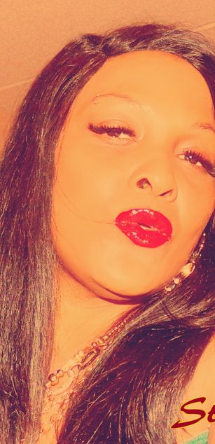 Model - Strawberrybellaxxx 2