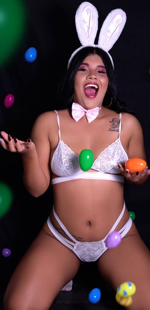 Model - Angela deepthroat