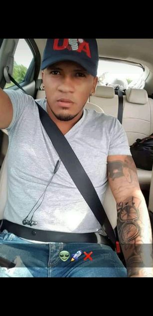 Model - musclecockm cum