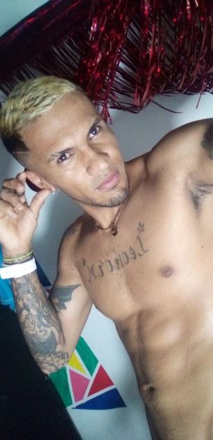 Model - musclecockm cum