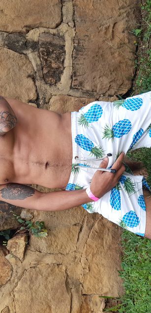 Model - musclecockm cum