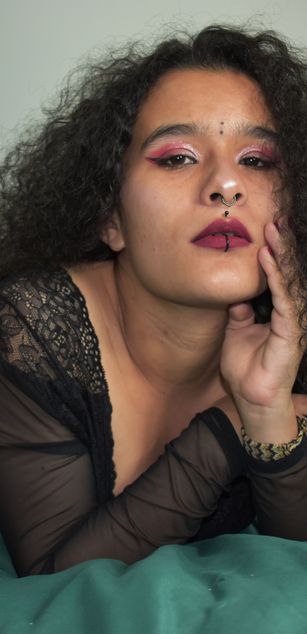 Model - Lilith_Colins dildo