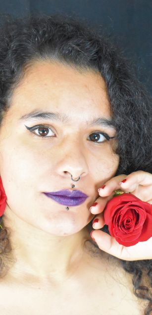 Model - Lilith_Colins dildo