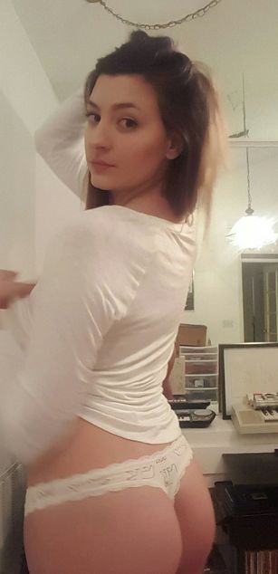 Model - Eve Moony toys