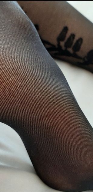 Model - LilyRogers Funny