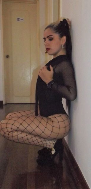 Model - Jeniffer ass