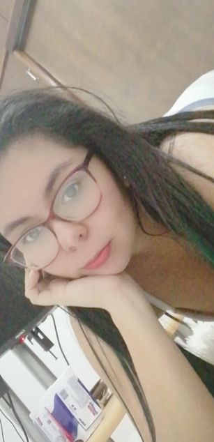 Model - Elaine dildo