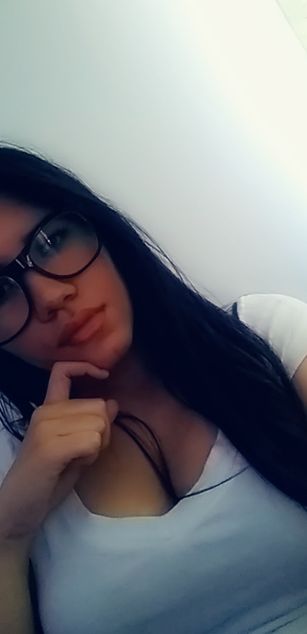 Model - Fernanda curvy