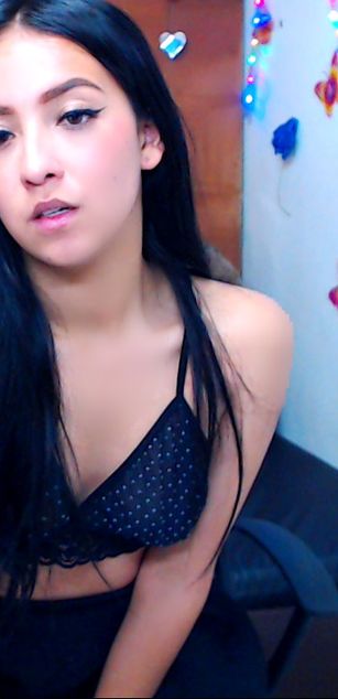 Model - RachellSpell pussy