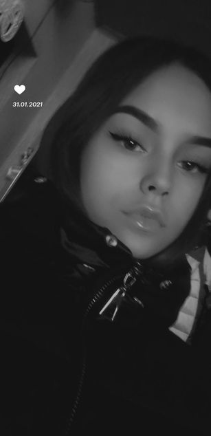 Model - Sweetcherry sexy