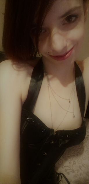 Model - LilPixy piercings