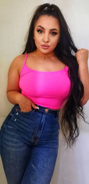 Model - DariaRay ass