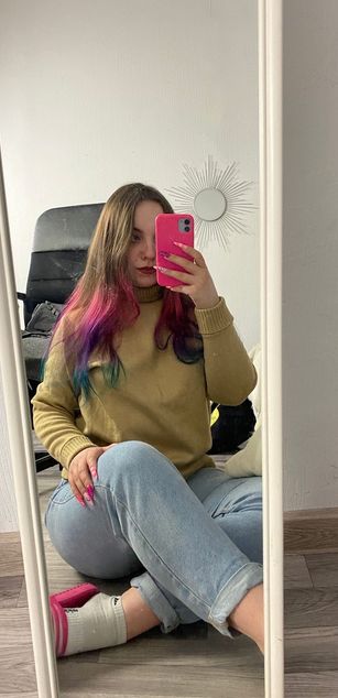 Model - Charlotta Apple ass