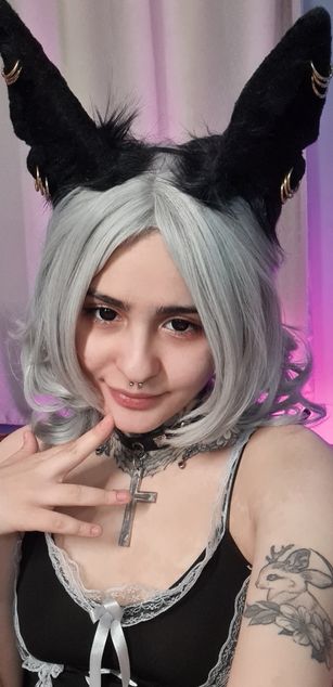 Model - Shiromi Nyan naked