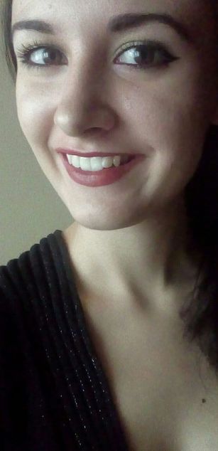 Model - Becka masturbation