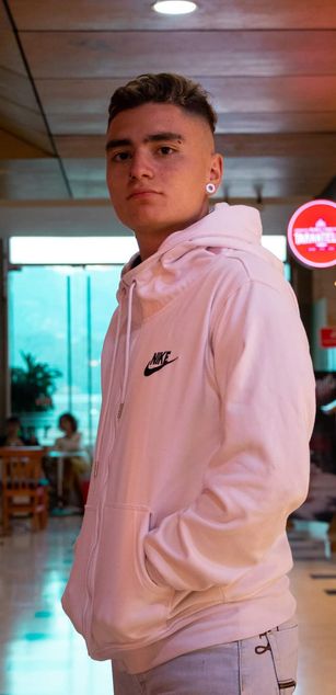 Model - ALEK KOSLOV toys