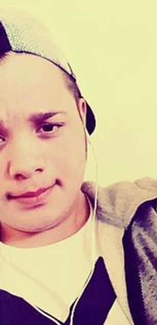 Model - Jonny Lewis jerkoff