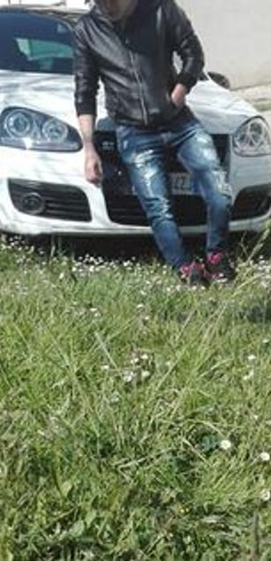 Model - Jonny Lewis jerkoff