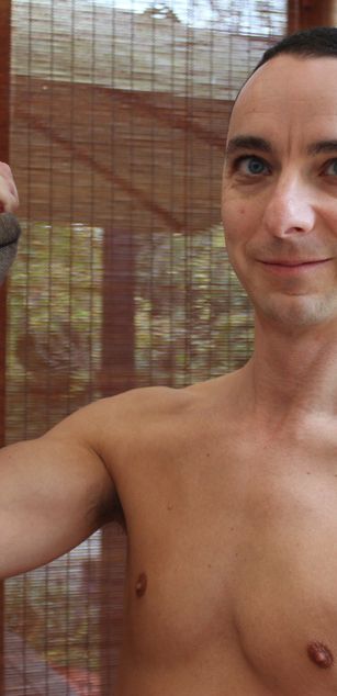 Model - Max Davies bigcock