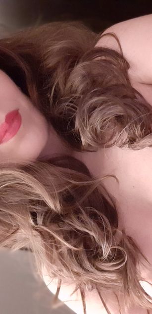 Model - LilyRogers Funny