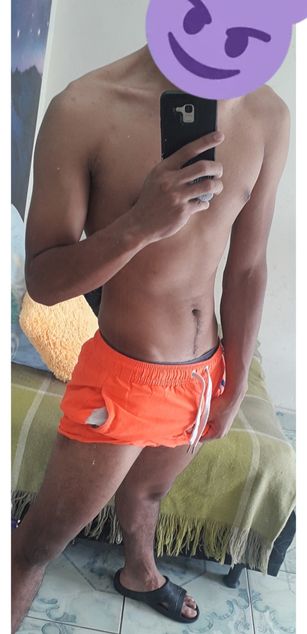 Model - paisabigcock bigass