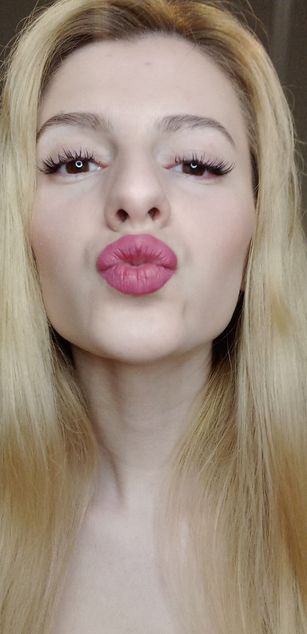 Model - HaileyShera ass