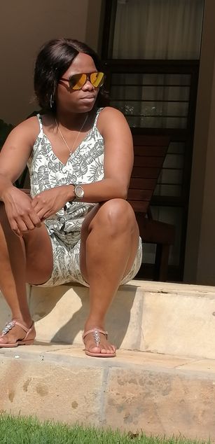 Model - Zinzi149 curvy