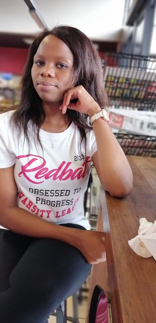 Model - Zinzi149 curvy