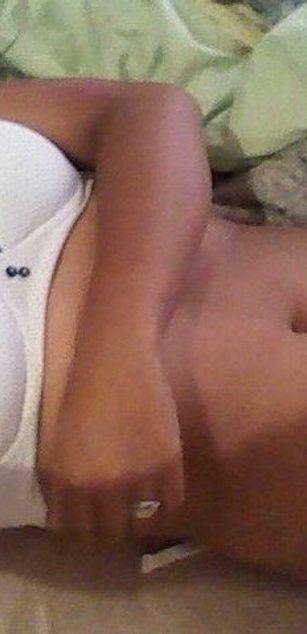 Model - JASMIN VARGAS linda