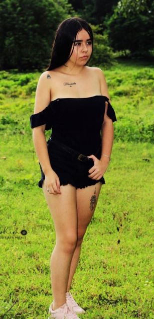 Model - Zoe Clark dildo