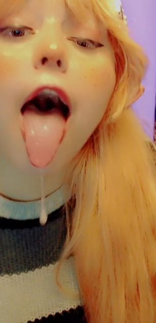 Model - waifumochi_chan COSPLAY blowjob