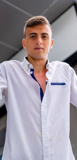 Model - BlakeValentine kinky