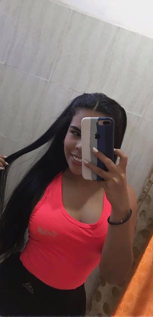 Model - Luna blowjob