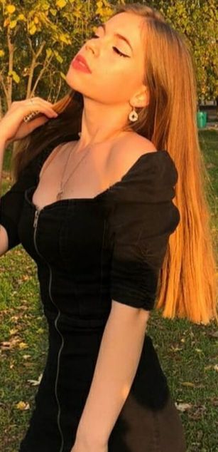 Model - ValeriaSize sexy