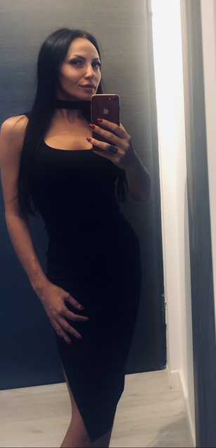 Model - Daria Nova brunette