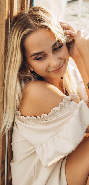 Model - AppleBrandy striptease