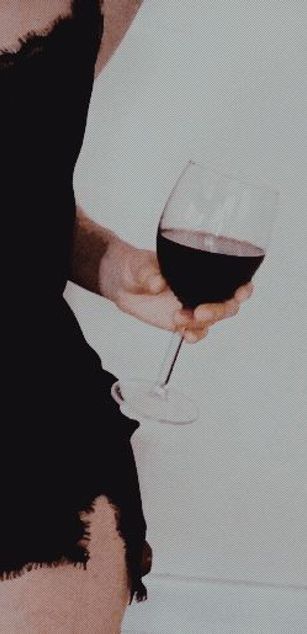 Model - hellen maria casa